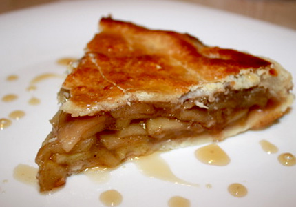 Рецепт: Слоеный пирог с яблоками (простой рецепт)